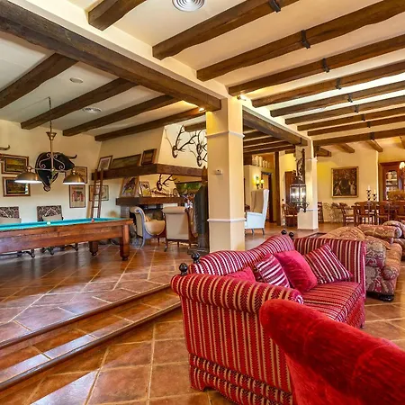 Holiday home Beheiztes Hallenbad Und Freibad